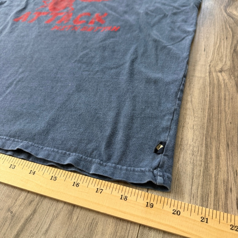 Sperry Giant Lobstah Attack With Buttah Graphic Tee Shirt Men's Small Navy - Picture 7 of 11